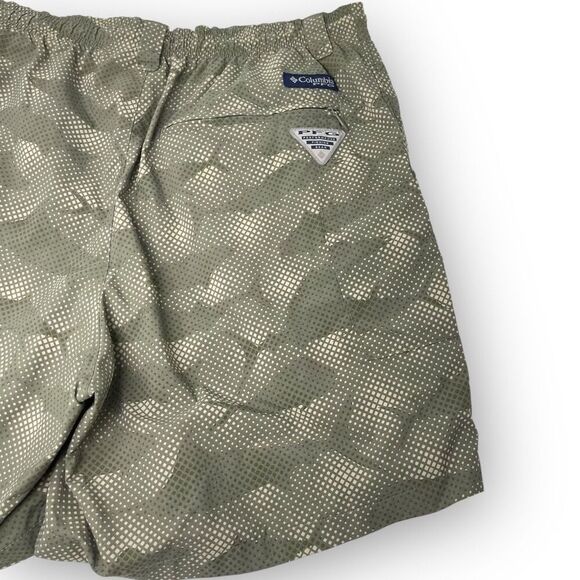 Columbia PFG Swim Trunks Fish Camo 8” Inseam Omni Shade Men Size Small No Liner - Picture 5 of 11